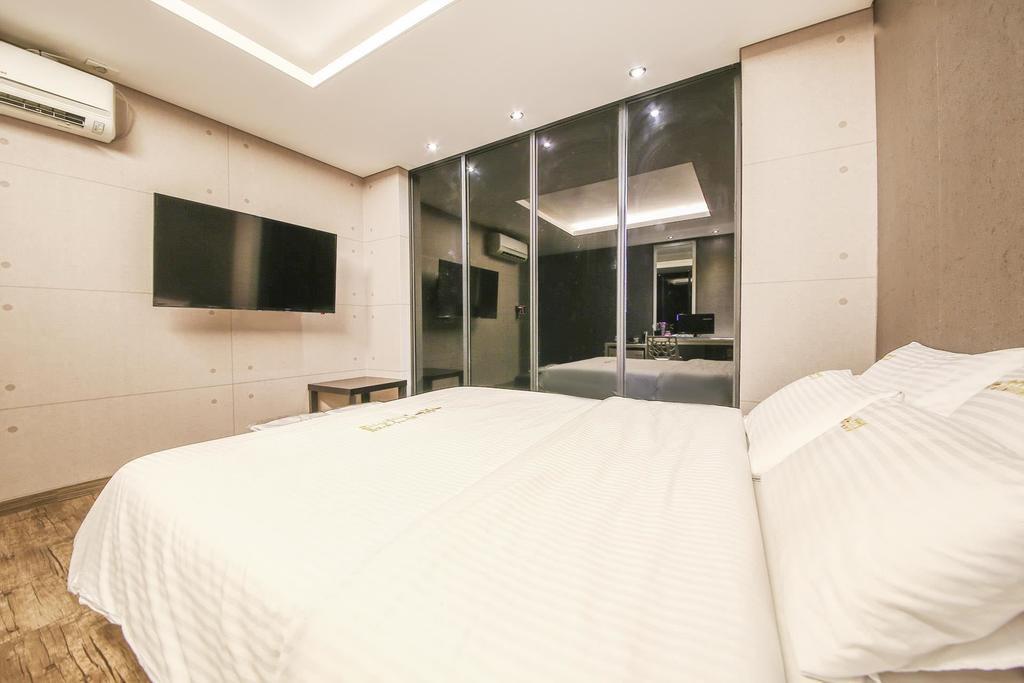 Richi Hotel Suwon Ngoại thất bức ảnh