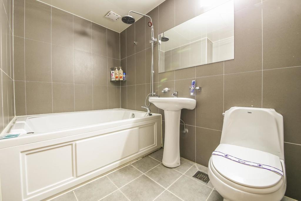 Richi Hotel Suwon Ngoại thất bức ảnh